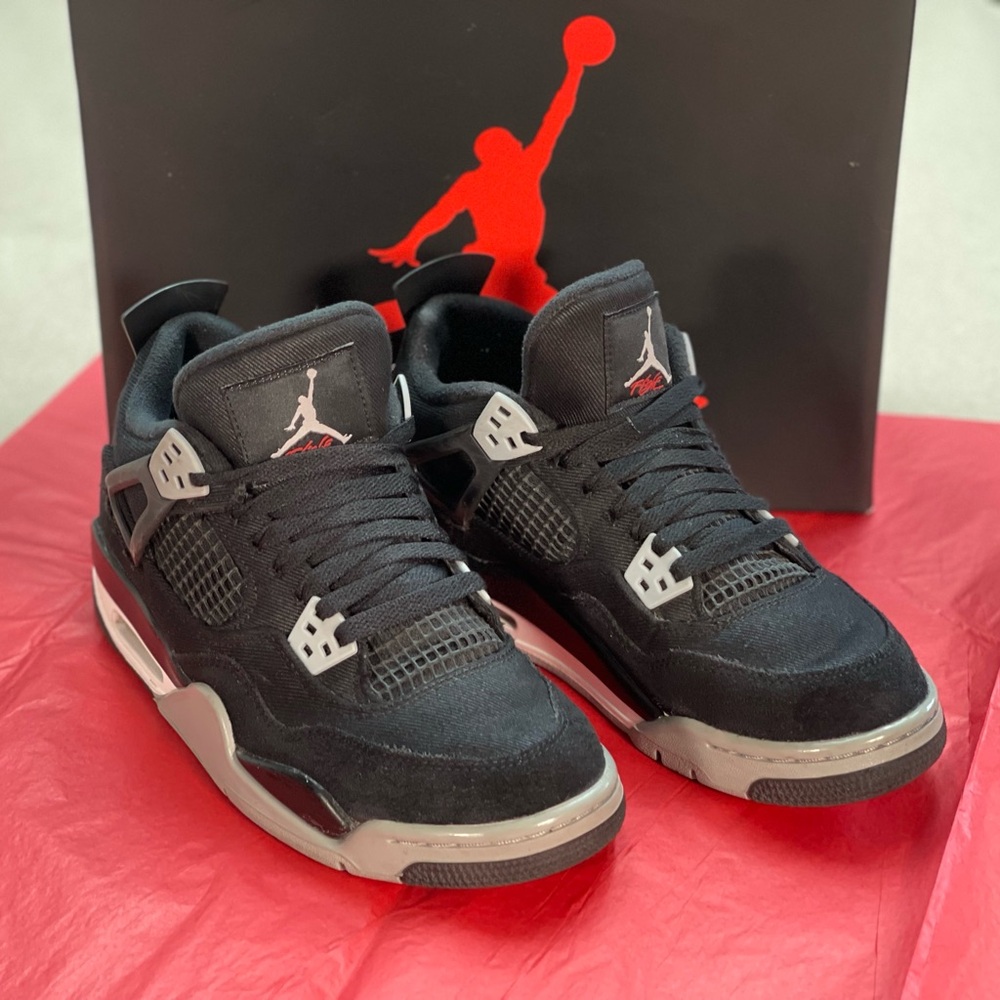 Jordan 4 Retro SE (GS) – Size 6.5 Youth